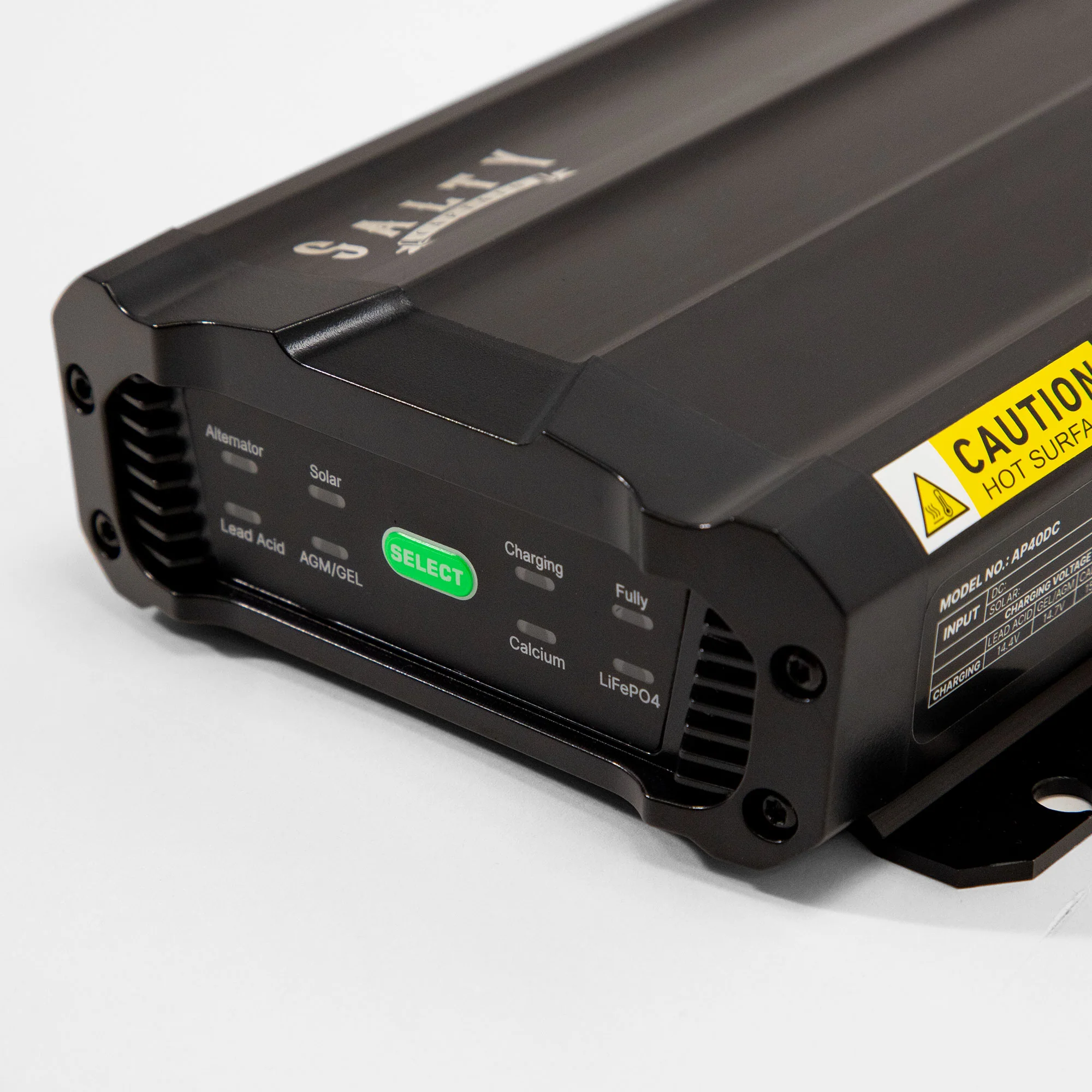 VoltMaster 25A DC to DC Charger - Image 5